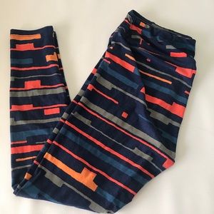 LuLaRoe Tall and Curvy Leggings